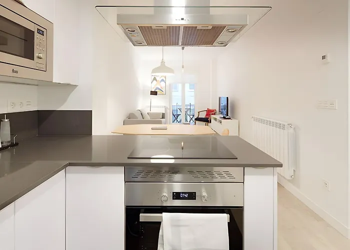 Acogedor Y Luminoso Cerca De La Playa Apartamento